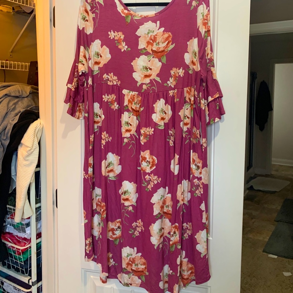 COPY - Super cute knee length dress 3x